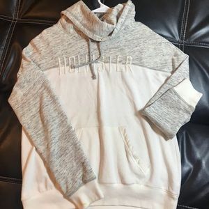 Scrunch Neck Pull Over Sweater!
